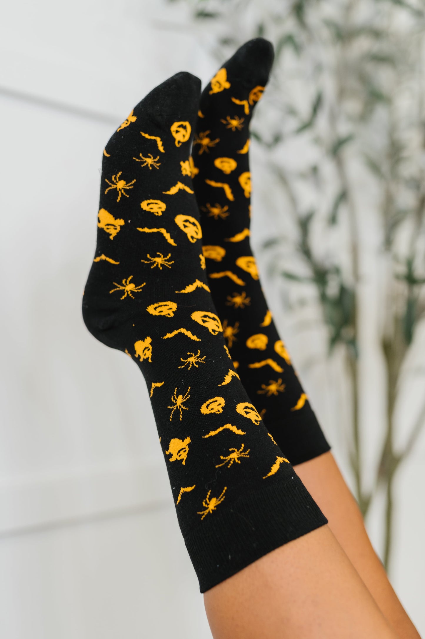 Wicked Walk Quarter Socks – Spooky Cute Graphic Socks