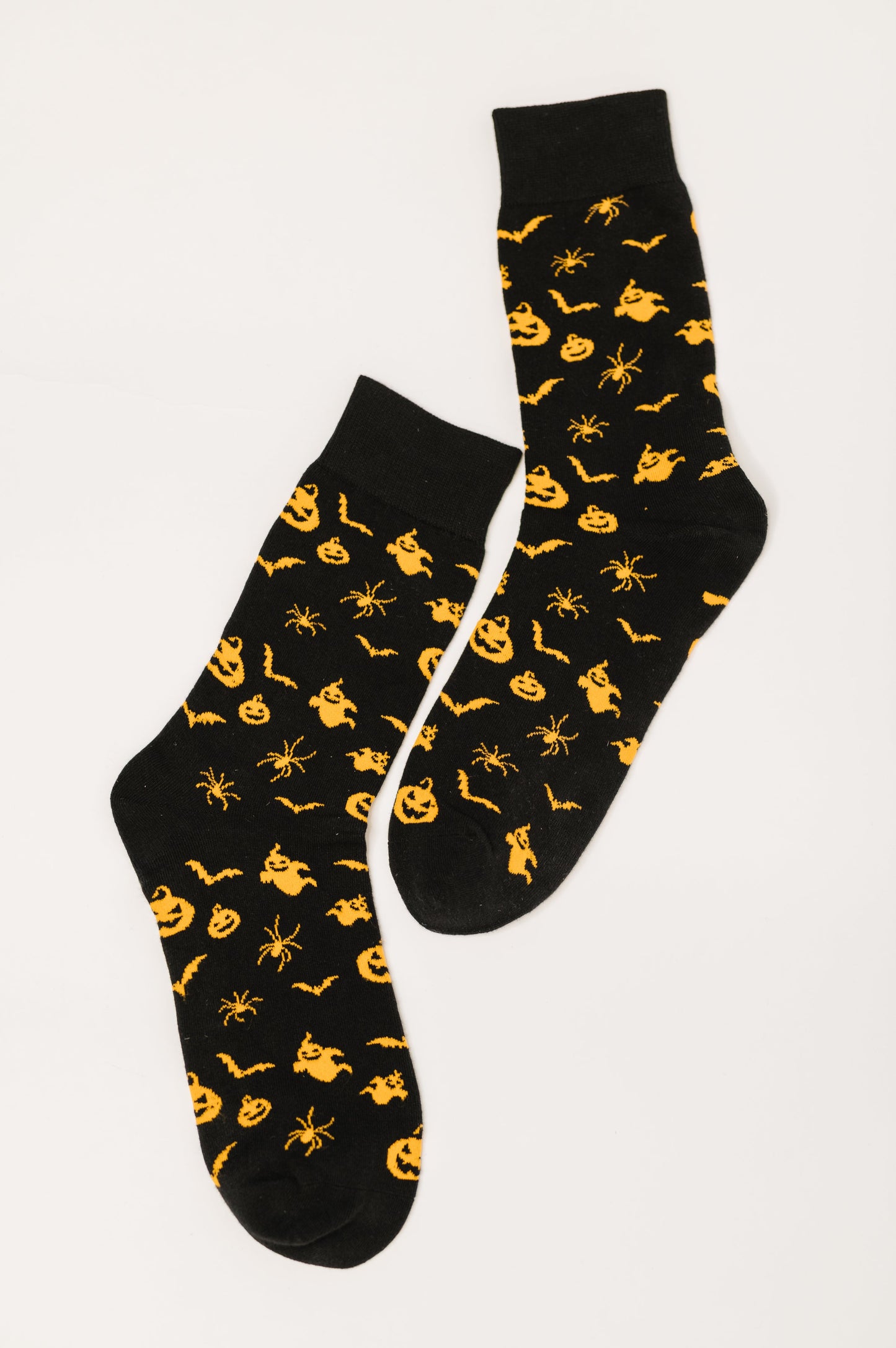 Wicked Walk Quarter Socks – Spooky Cute Graphic Socks