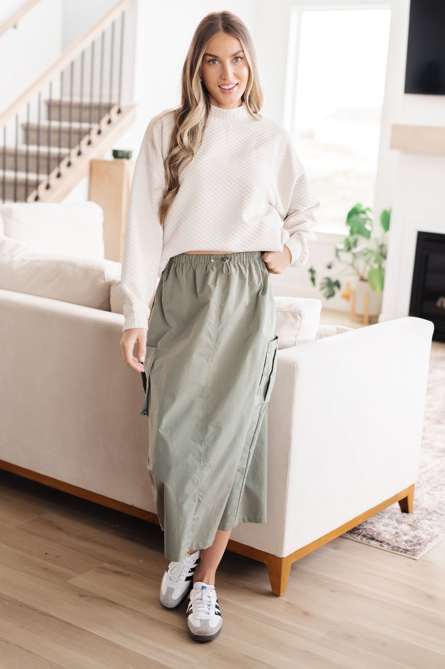 Don't Change Anything Mock Neck Pullover – Textured Knit with Side Seam Pockets & Relaxed Fit