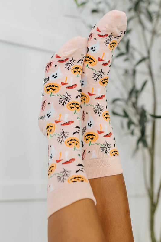 Ghouls Night In Quarter Socks – Spooky Cute Graphic Socks