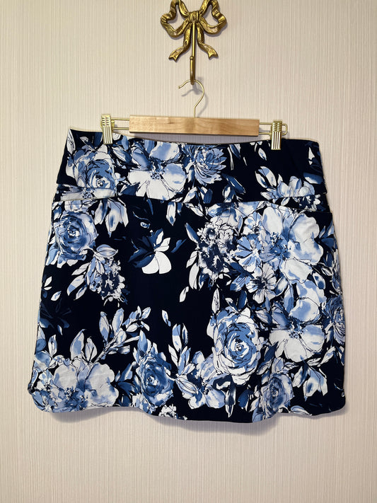 S.C. & Co. Blue Floral Skort XL