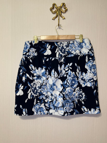 S.C. & Co. Blue Floral Skort XL