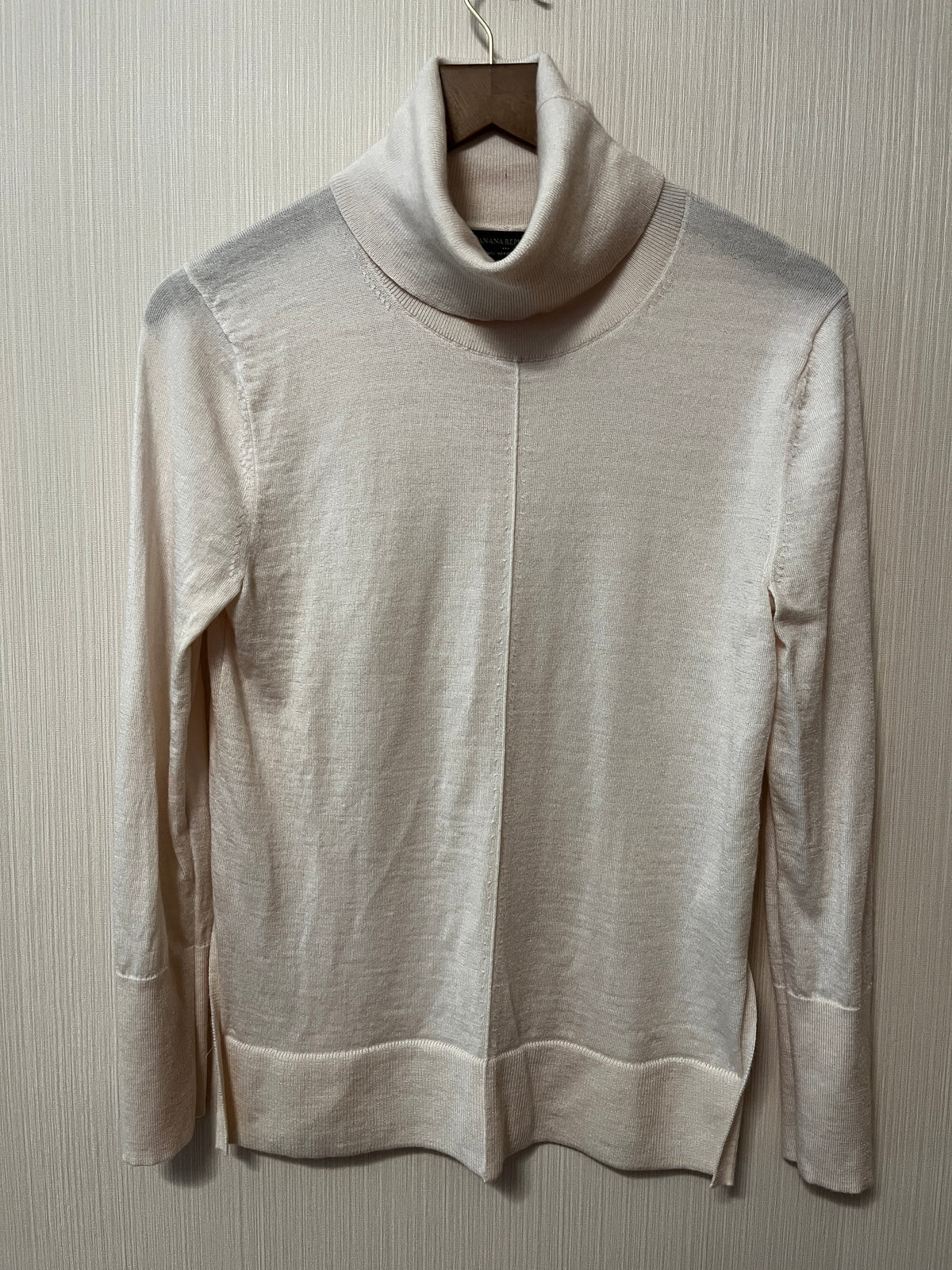 Banana Republic Merino Turtleneck S