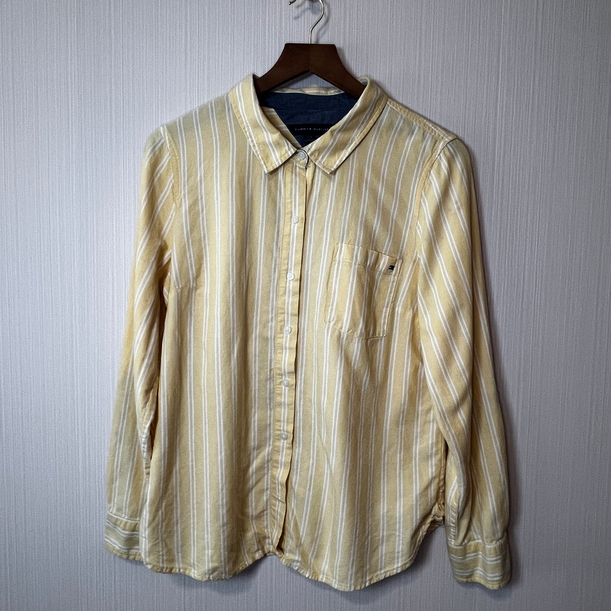 TOMMY HILFIGER Classic-Fit Long Sleeve Striped Button-Down