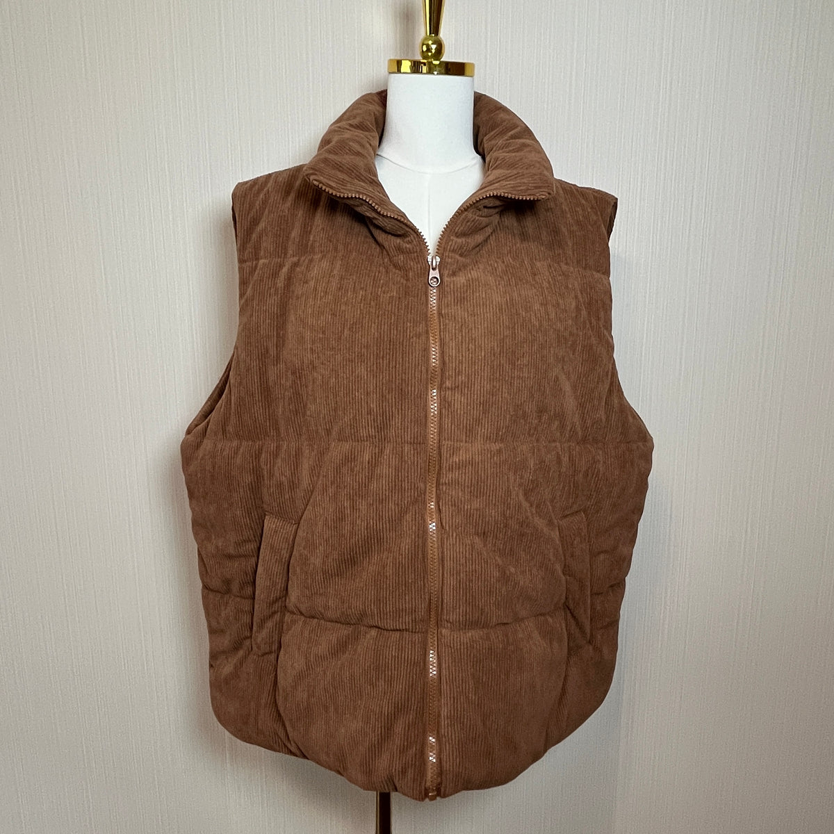 ONE ELEVEN NORTH Wide-Wale Corduroy Quilted Puffer Vest NWOT