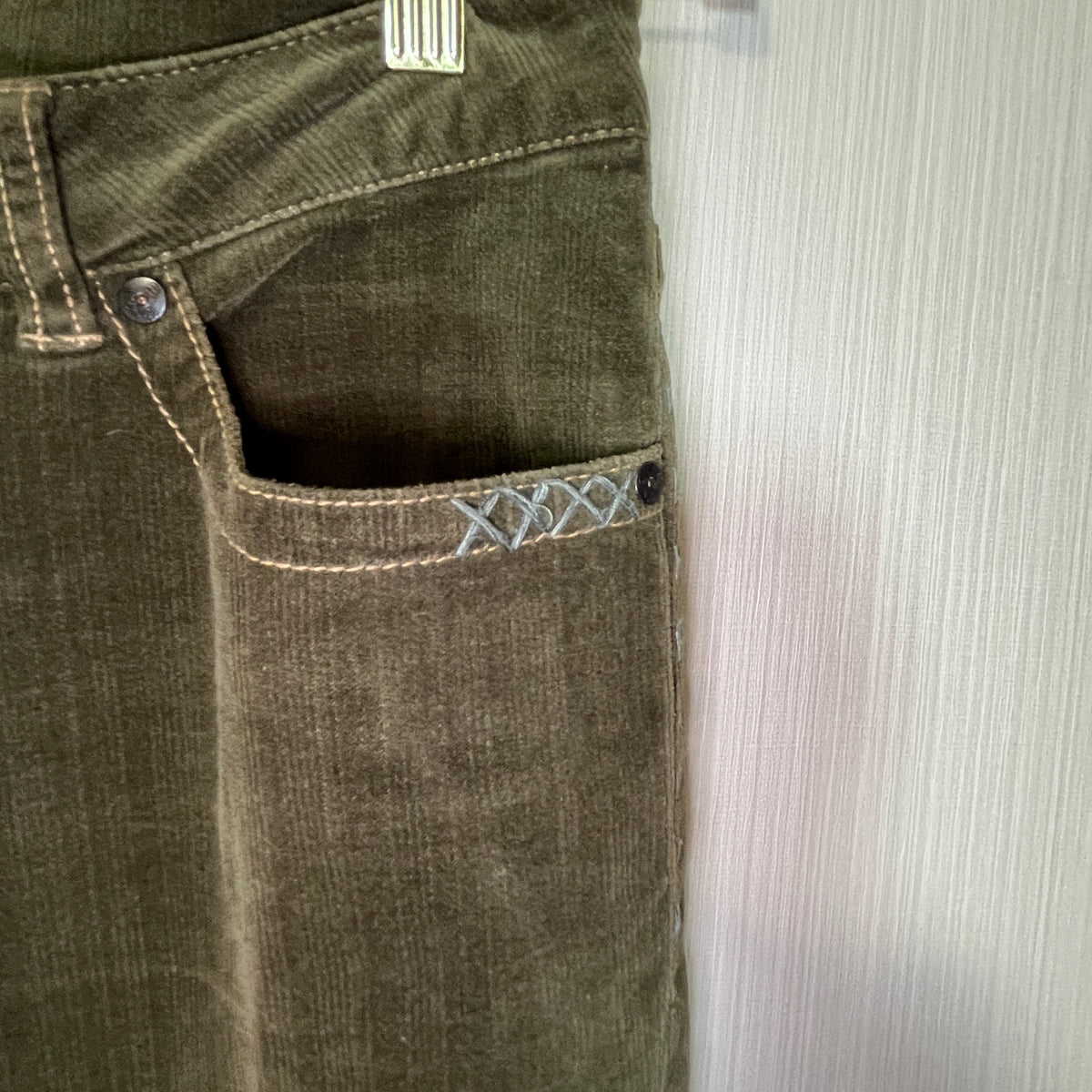 Worn Olive Green Corduroy Bootcut Pants Women’s Size 8