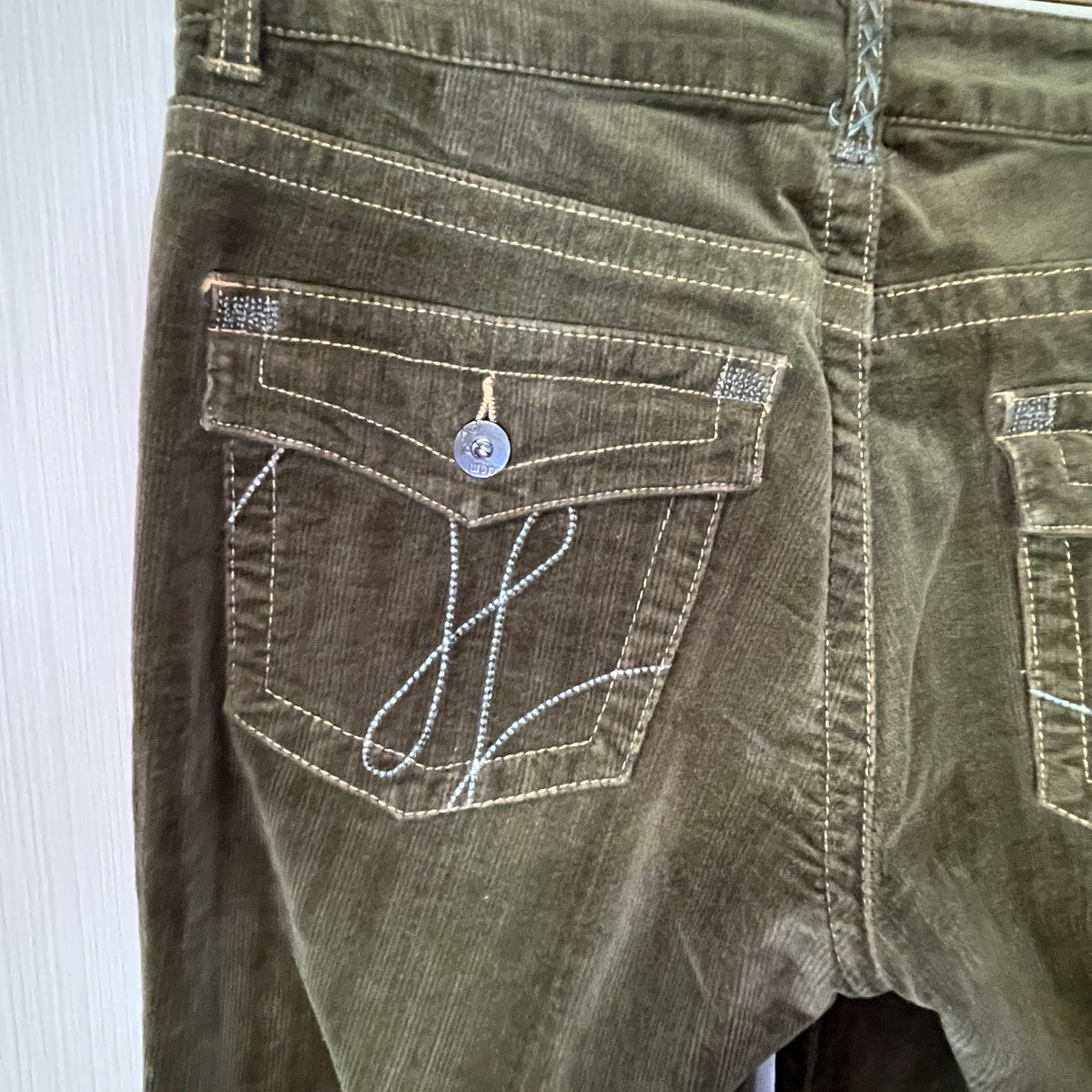 Worn Olive Green Corduroy Bootcut Pants Women’s Size 8
