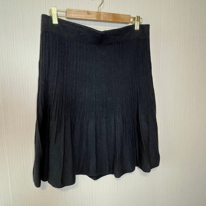 CAbi 503 Dark Gray Cotton Knit Skirt Women's Medium Ribbed A-Line Knee Length