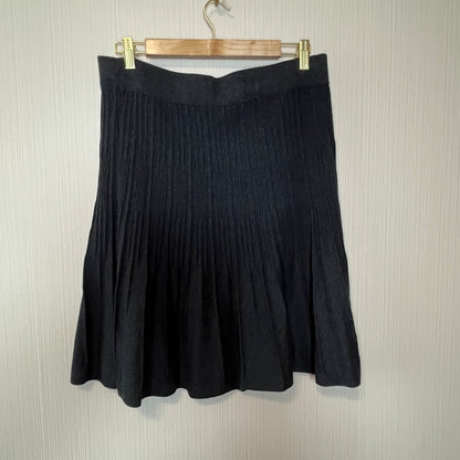 CAbi 503 Dark Gray Cotton Knit Skirt Women's Medium Ribbed A-Line Knee Length