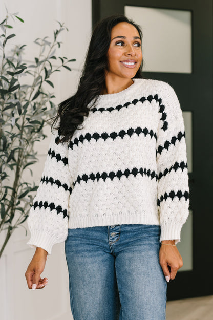 Ivy Lane Textured Sweater in White and Black | Soft Stretch Knit Classic Crewneck