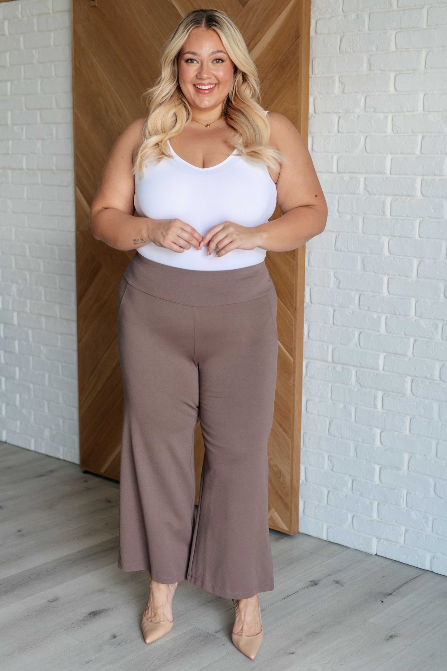 Magic Wide Leg Crop Pants – High Stretch Ponte Knit with Faux Welt Pocket