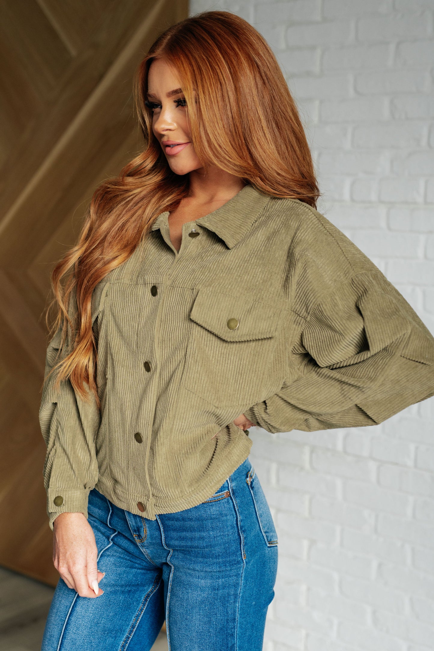 Primrose Corduroy Jacket – Oversized Button-Up with Pleated Sleeve Detail