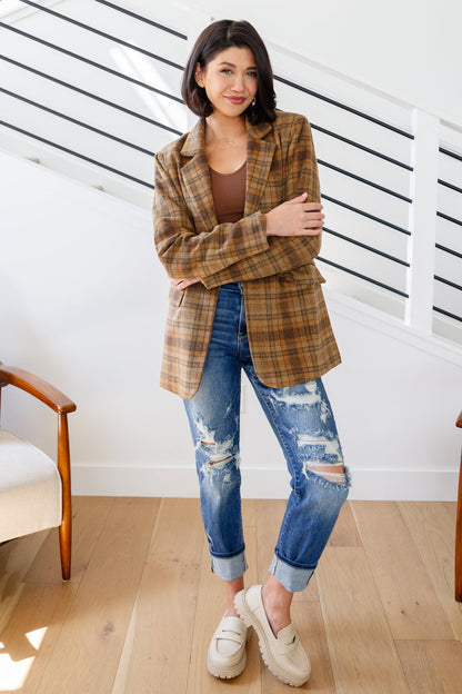 World Class Plaid Blazer – Single Button Closure with Notched Lapels