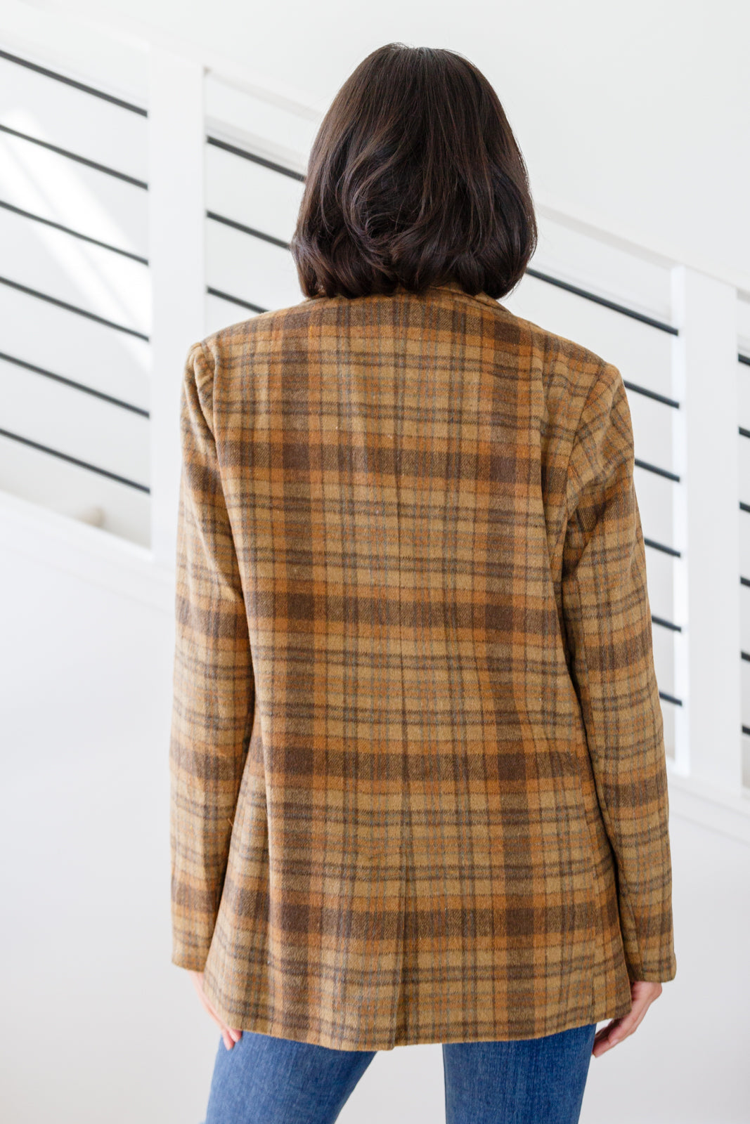 World Class Plaid Blazer – Single Button Closure with Notched Lapels