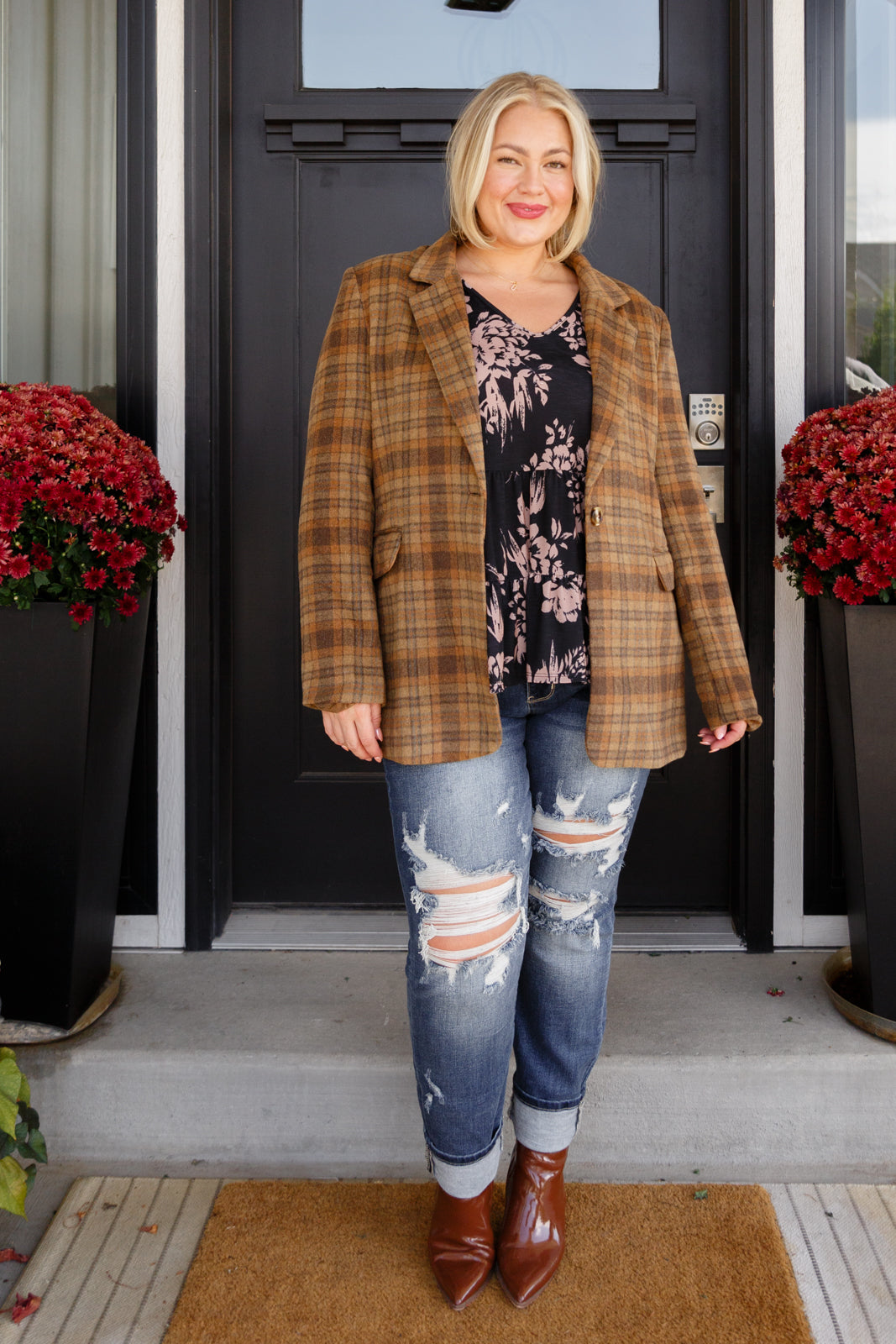 World Class Plaid Blazer – Single Button Closure with Notched Lapels