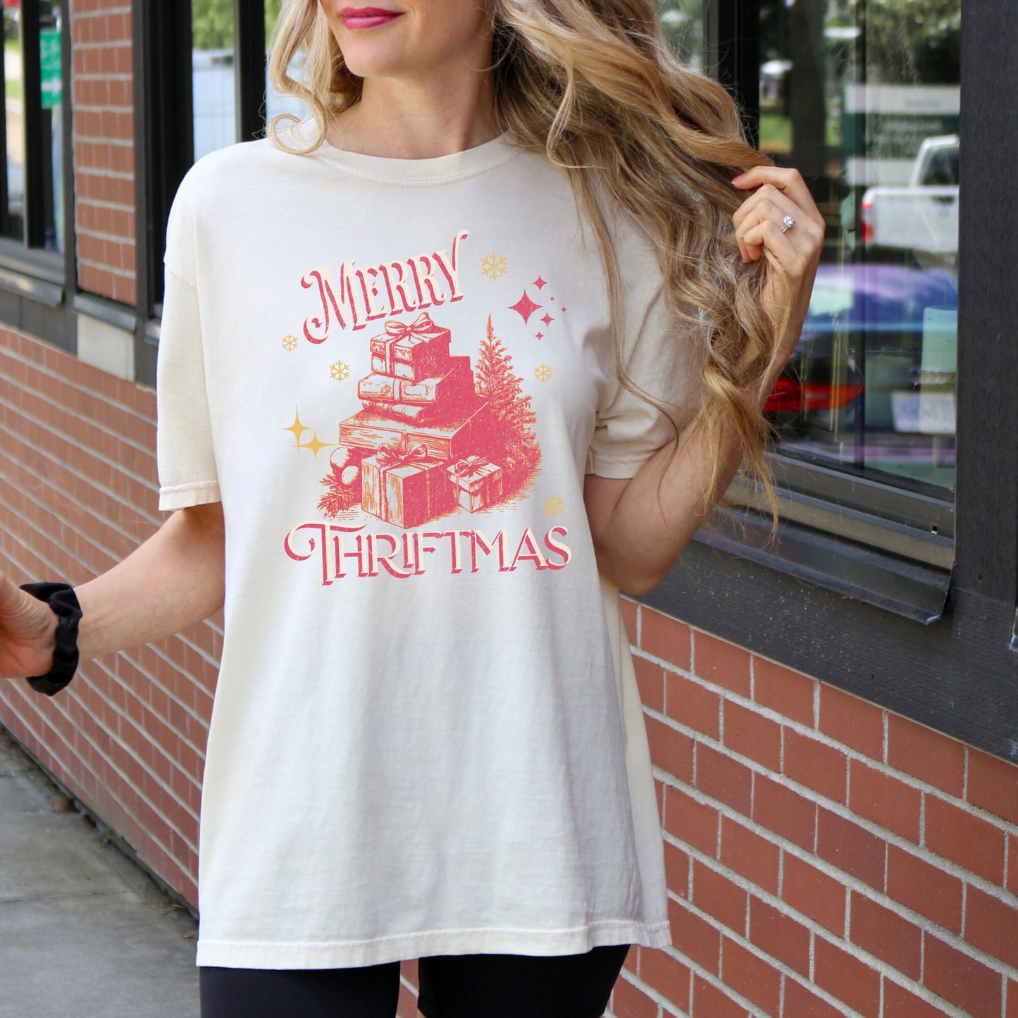 Merry Thriftmas Christmas Shirt, Junkin, Antiquing Shirt,Picker,Reseller,Upcycle Gifts Friend,Cute Thrifting Shirt,Reselling,Thrifting Tee